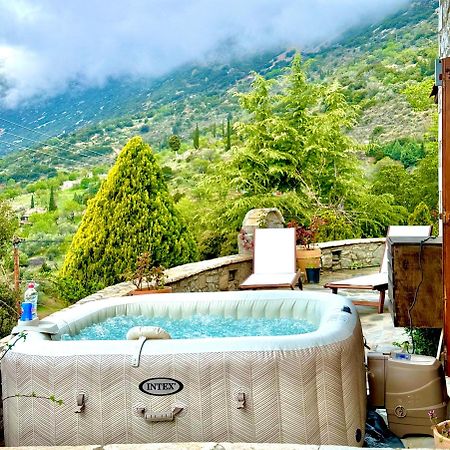 Rock Dandy Deluxe Chalet In Arachova - Delphi, Sauna, Prv Parking, Amazing View Екстер'єр фото