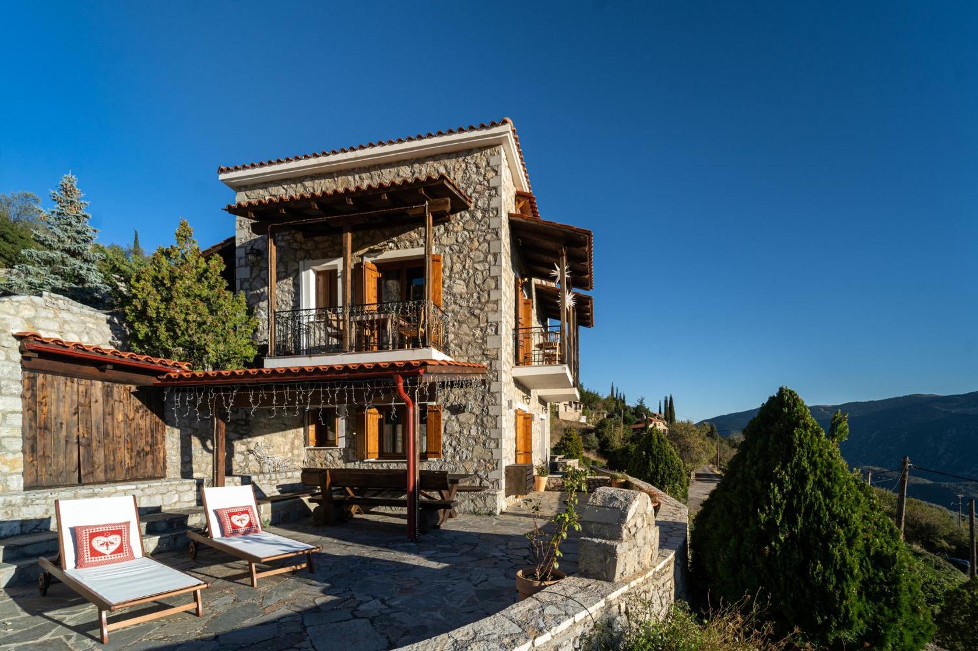 Rock Dandy Deluxe Chalet In Arachova - Delphi, Sauna, Prv Parking, Amazing View Екстер'єр фото