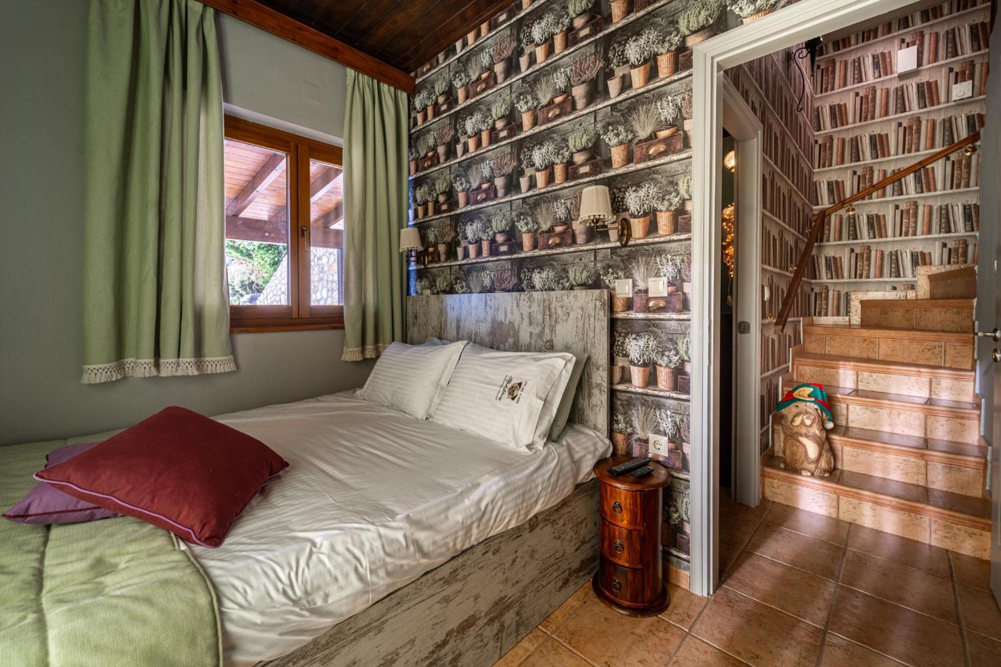 Rock Dandy Deluxe Chalet In Arachova - Delphi, Sauna, Prv Parking, Amazing View Екстер'єр фото