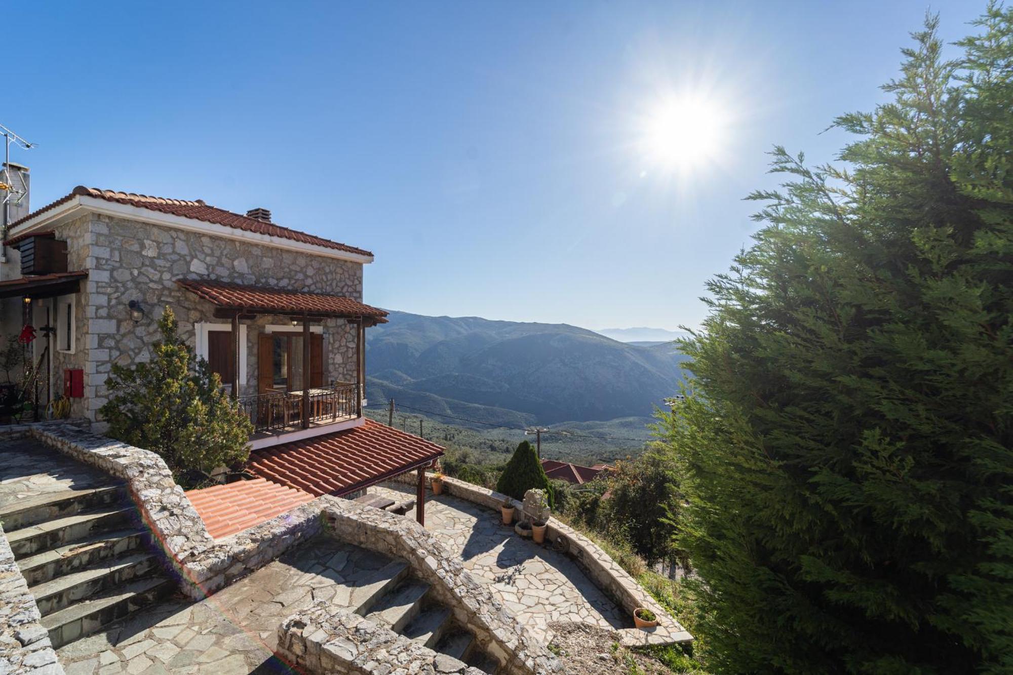 Rock Dandy Deluxe Chalet In Arachova - Delphi, Sauna, Prv Parking, Amazing View Екстер'єр фото