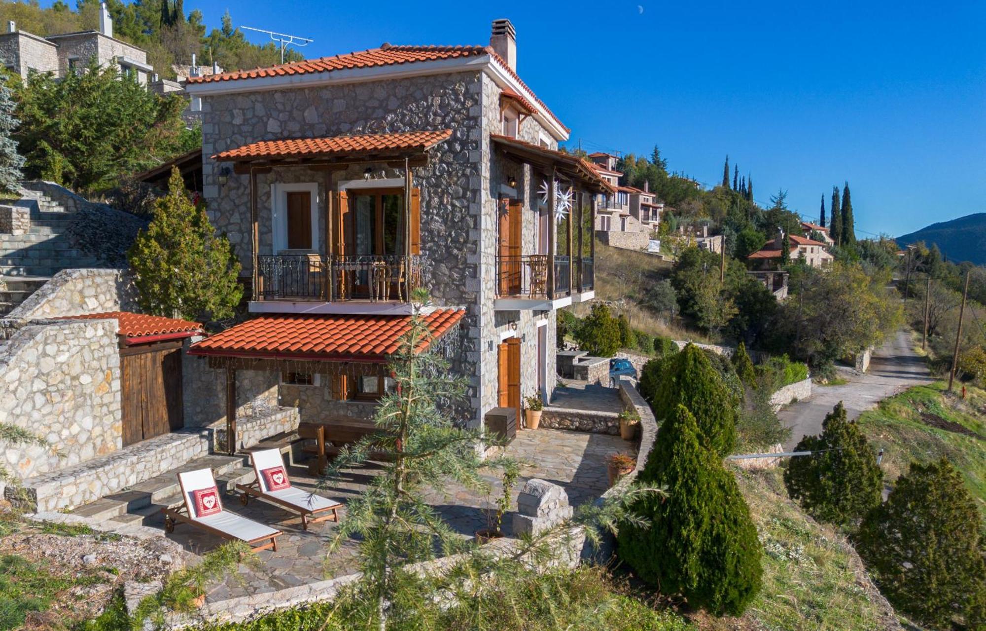 Rock Dandy Deluxe Chalet In Arachova - Delphi, Sauna, Prv Parking, Amazing View Екстер'єр фото