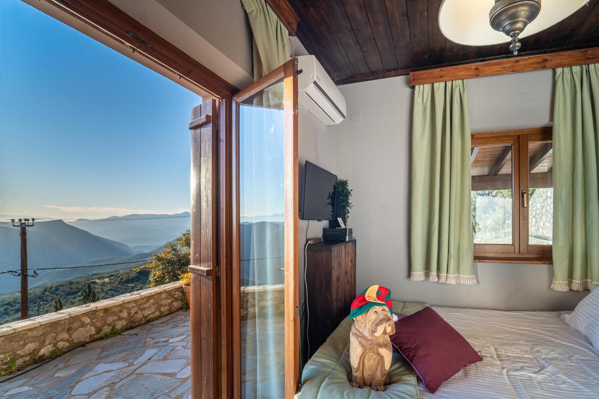 Rock Dandy Deluxe Chalet In Arachova - Delphi, Sauna, Prv Parking, Amazing View Екстер'єр фото