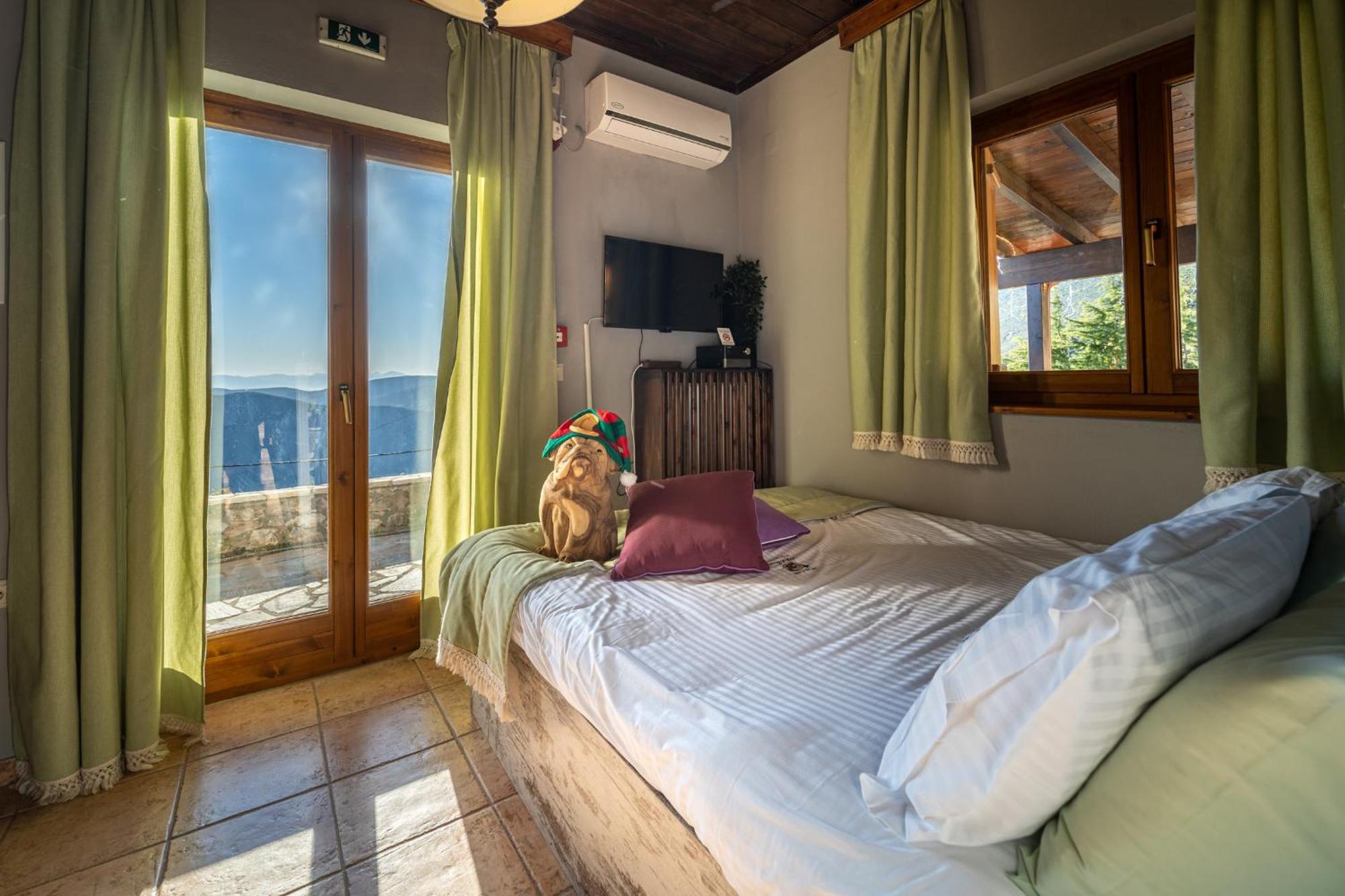 Rock Dandy Deluxe Chalet In Arachova - Delphi, Sauna, Prv Parking, Amazing View Екстер'єр фото