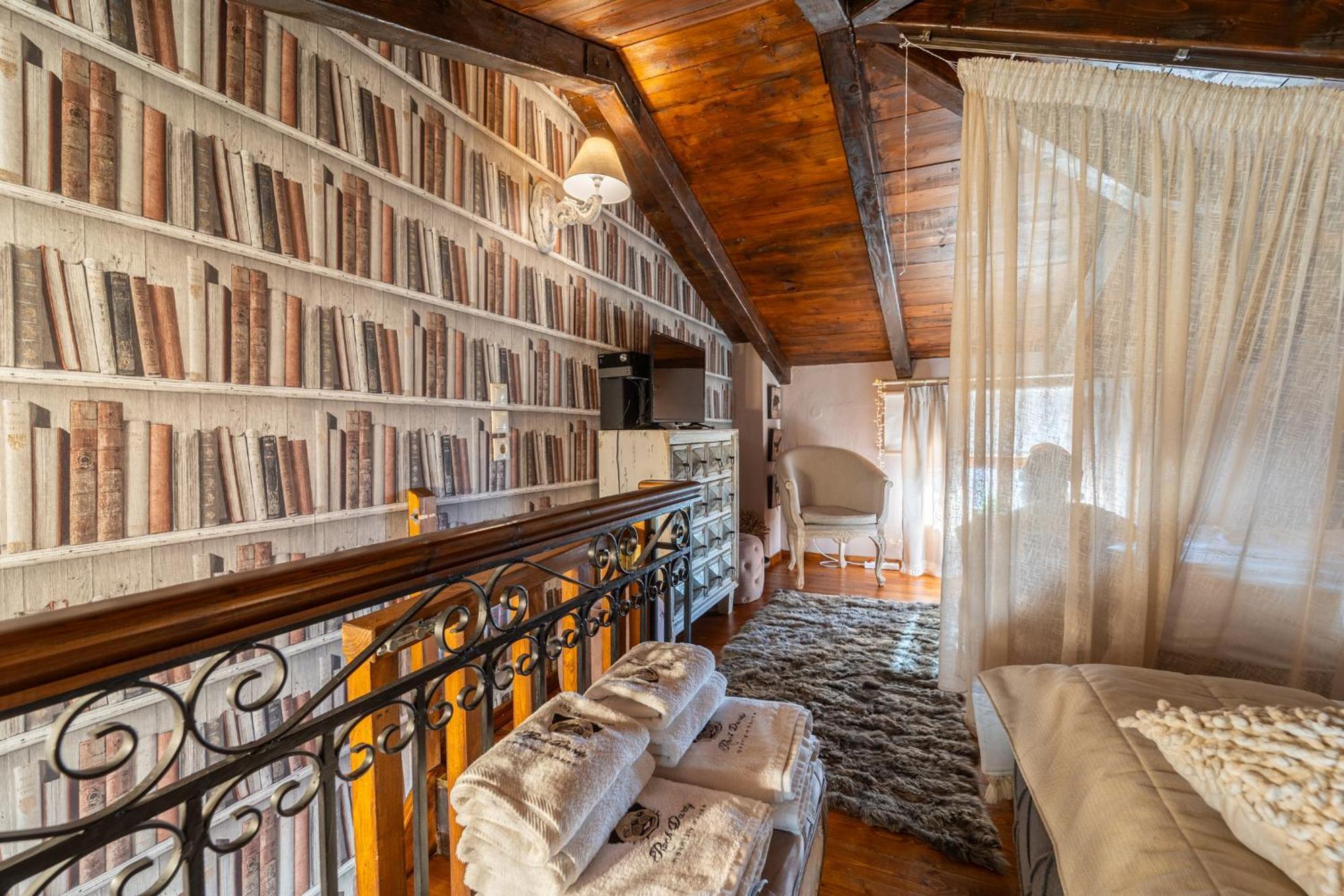 Rock Dandy Deluxe Chalet In Arachova - Delphi, Sauna, Prv Parking, Amazing View Екстер'єр фото