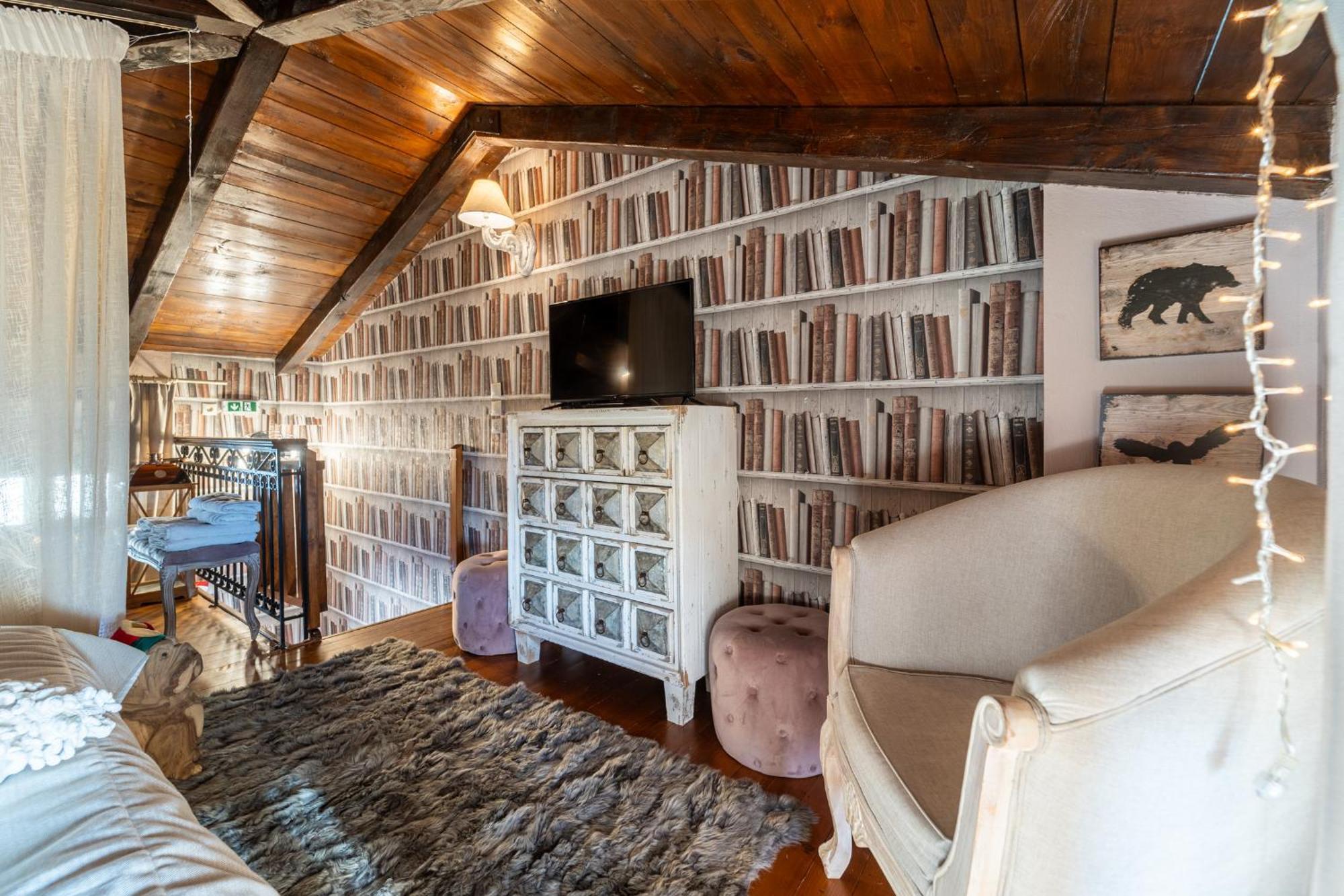Rock Dandy Deluxe Chalet In Arachova - Delphi, Sauna, Prv Parking, Amazing View Екстер'єр фото