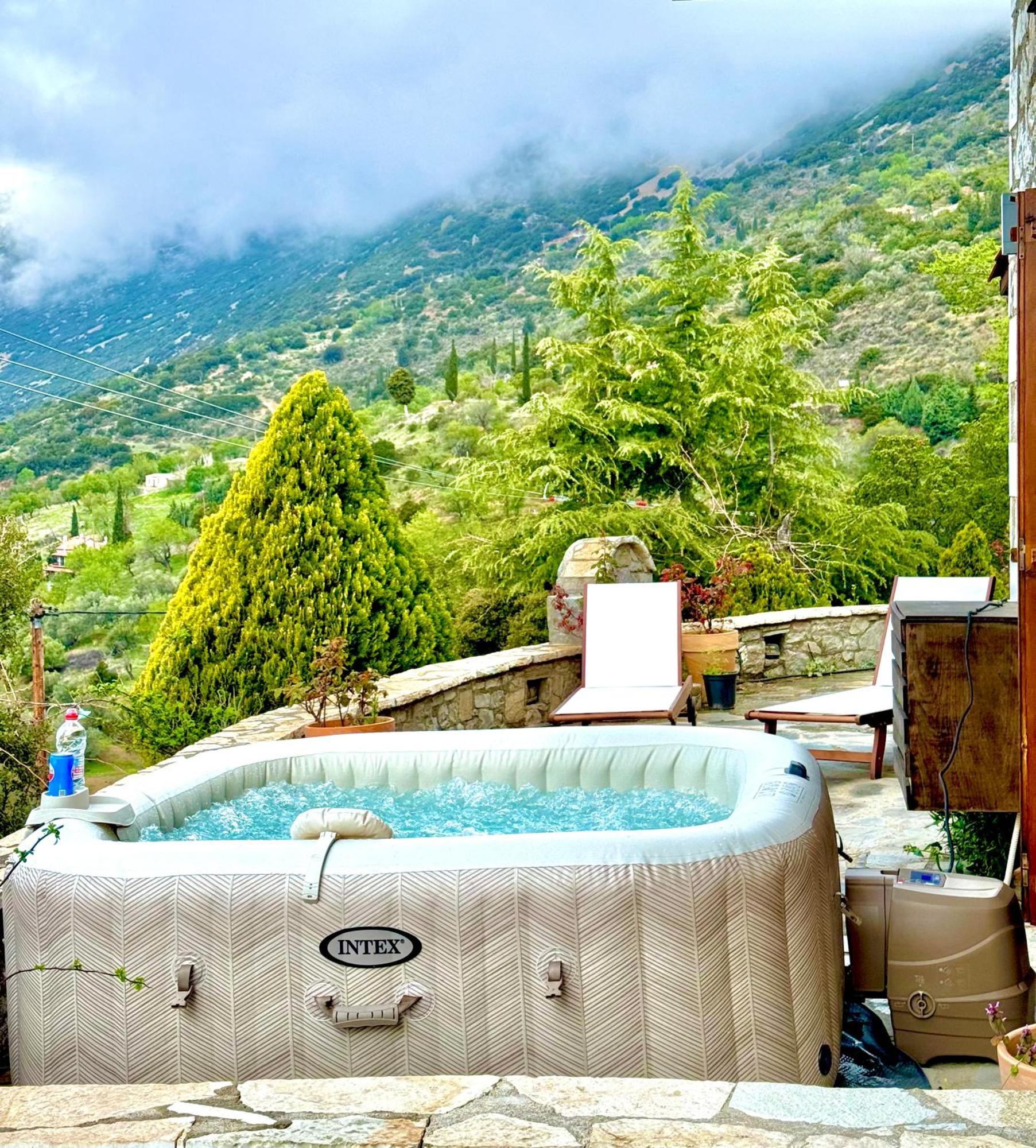Rock Dandy Deluxe Chalet In Arachova - Delphi, Sauna, Prv Parking, Amazing View Екстер'єр фото